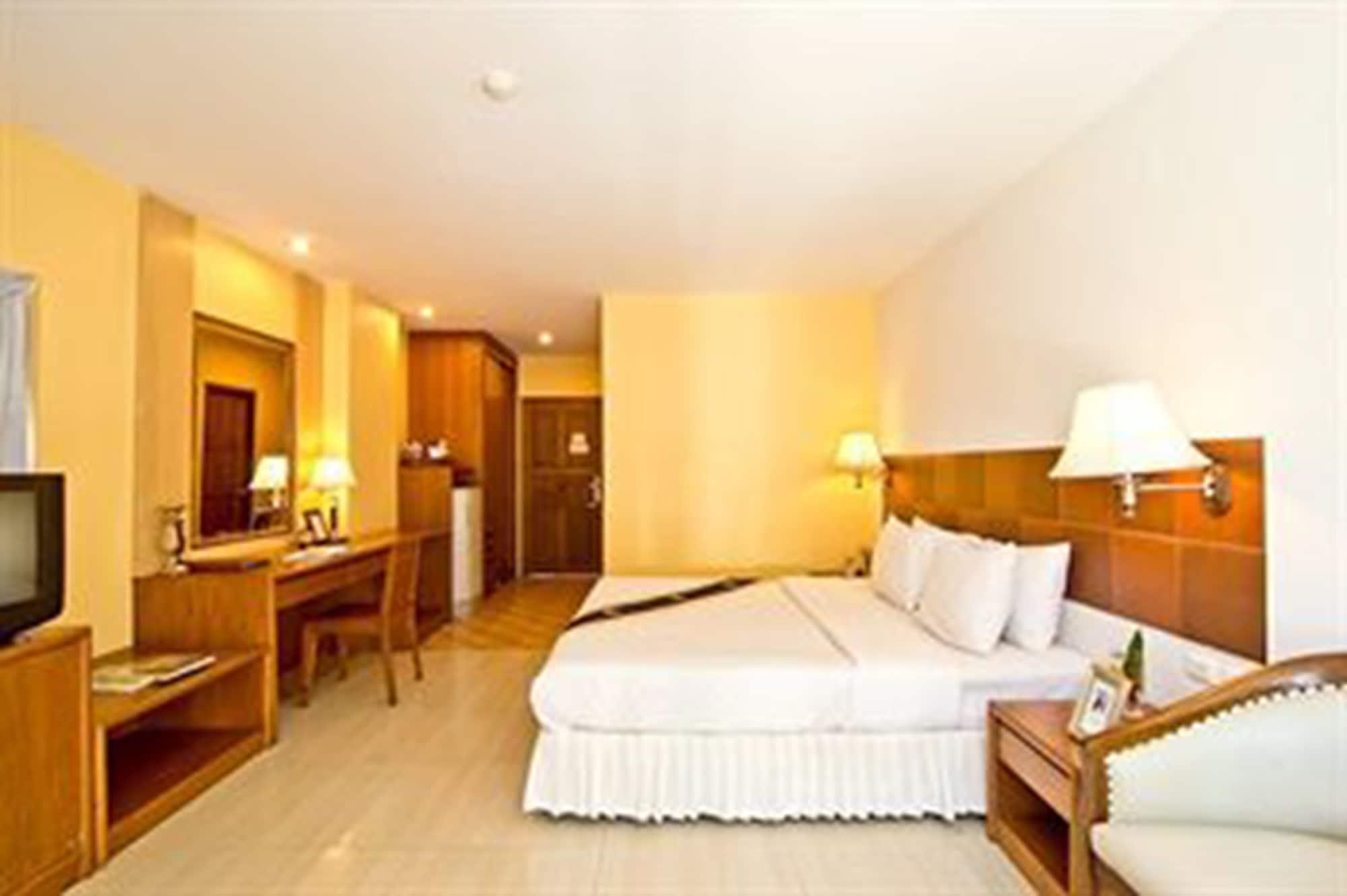 Best Beach Villa Pattaya Ngoại thất bức ảnh